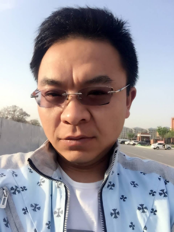 执着的等待的第一张照片--南安婚介网