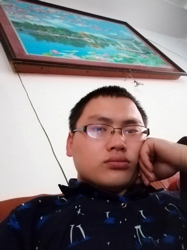 90男孩的第一张照片--南安婚介网