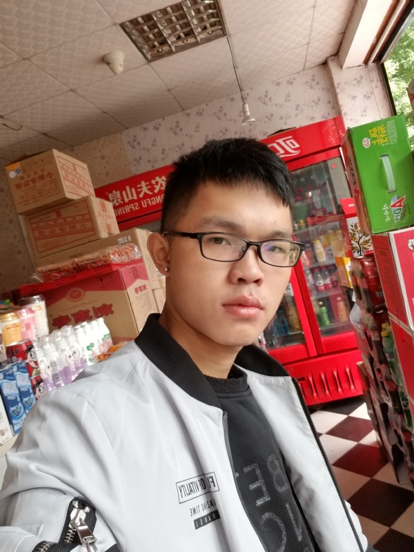 柒年的第一张照片--南安婚介网
