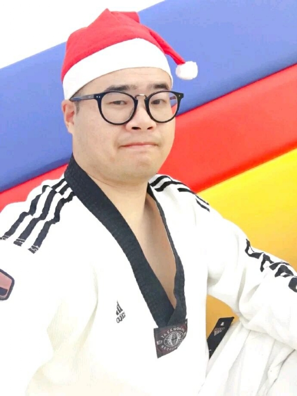 何当重相见的第一张照片--南安婚介网