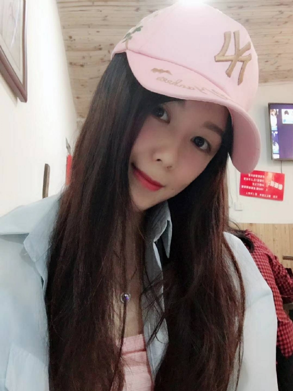 丹丹的第三张照片--南安婚介网