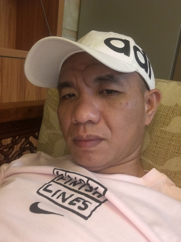 坚持到底的第一张照片--南安婚介网