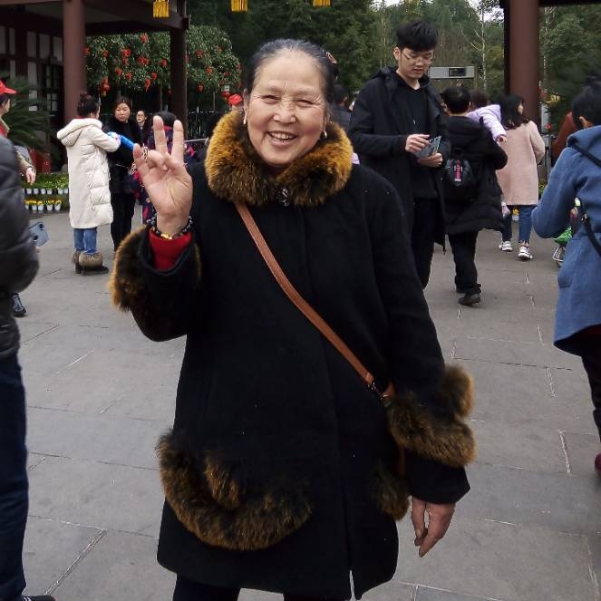 刘刘的第一张照片--南安婚介网