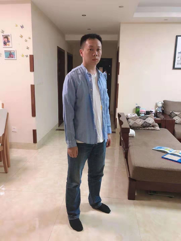 以勒的第一张照片--南安婚介网
