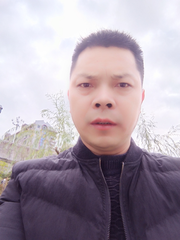 随缘的第一张照片--南安婚介网