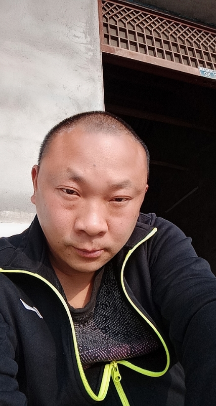 马克的第一张照片--南安婚介网