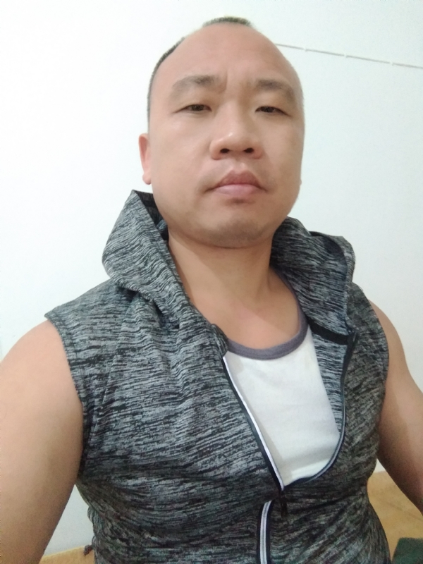 whm的第二张照片--南安婚介网