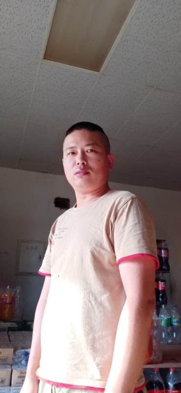 有心人的第三张照片--南安婚介网