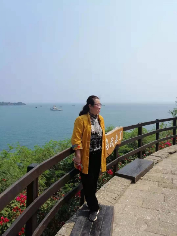 曦若半秋的第一张照片--南安婚介网