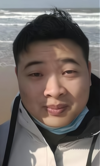 野生设计师的第一张照片--南安婚介网