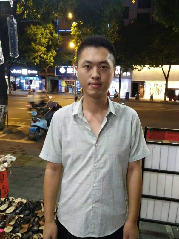 单身的雄鹰的第一张照片--南安婚介网