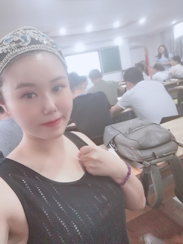 冰欣的第一张照片--南安婚介网