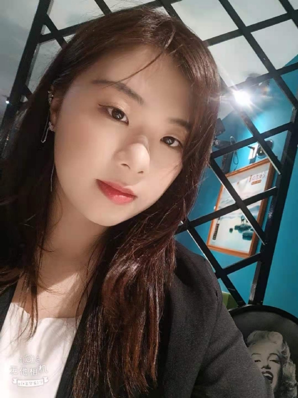 带翅膀的小猫的第一张照片--南安婚介网