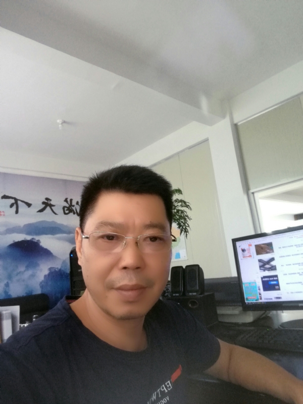 心平气和的第一张照片--南安婚介网