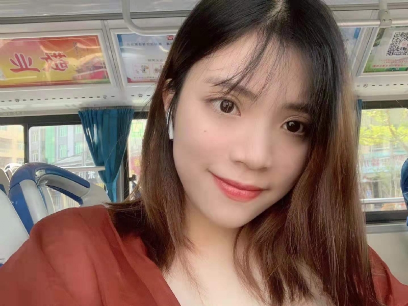 小眼睛的第一张照片--南安婚介网