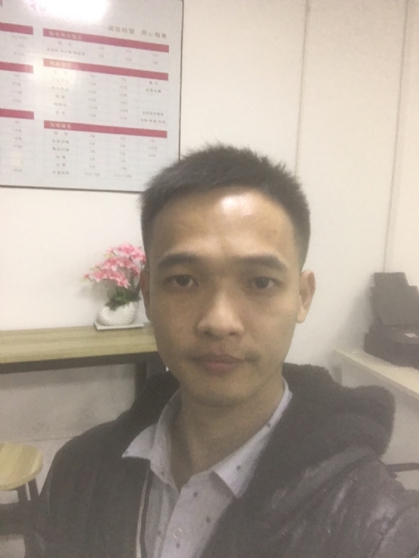 法律人小陈的第一张照片--南安婚介网