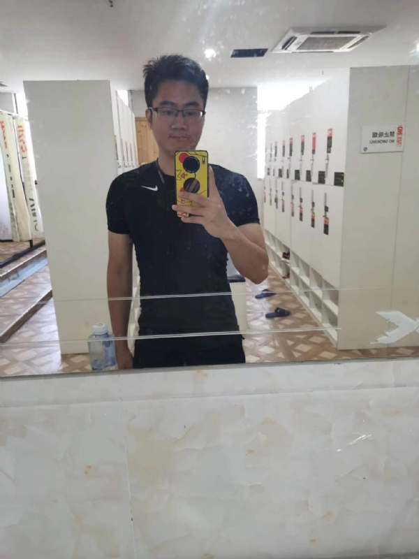 习惯发呆的第一张照片--南安婚介网