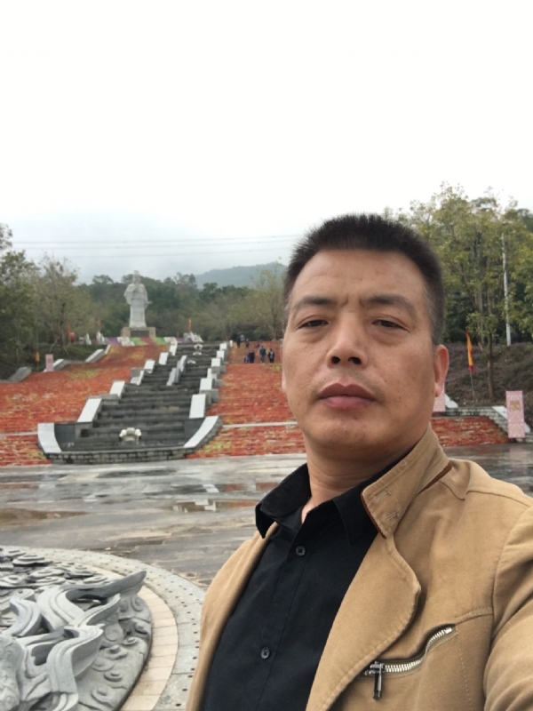 开心的松鼠的第二张照片--南安婚介网