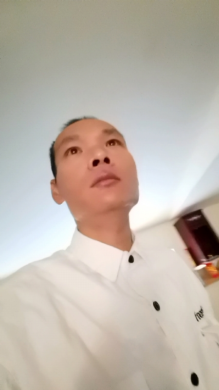 只影向谁去的第五张照片--南安婚介网