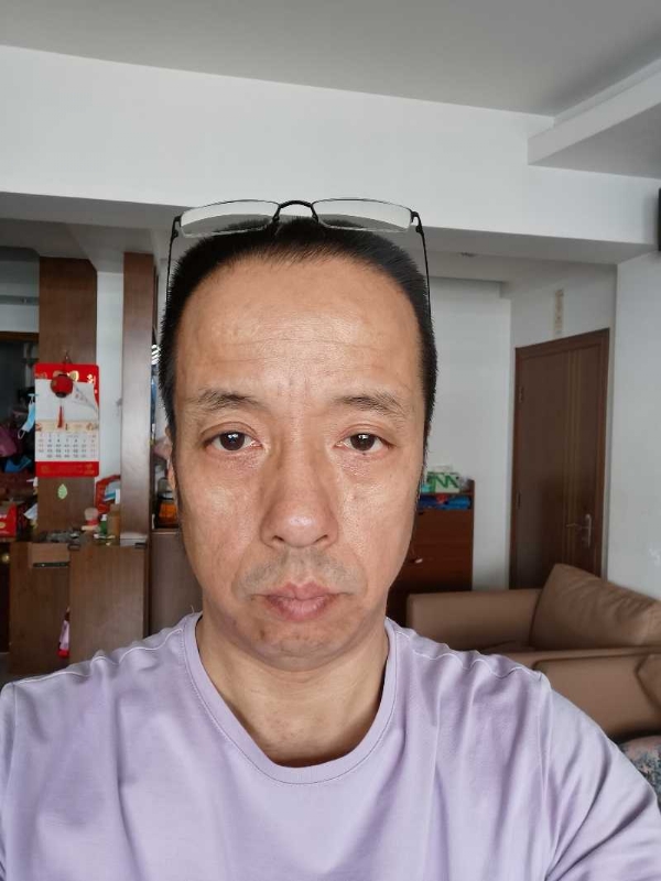 萨博的第一张照片--南安婚介网