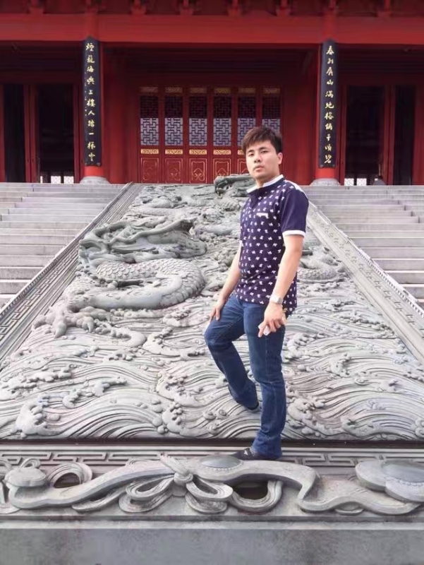 御龙氏的第一张照片--南安婚介网
