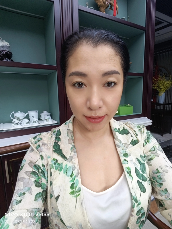 仝馨的第三张照片--南安婚介网