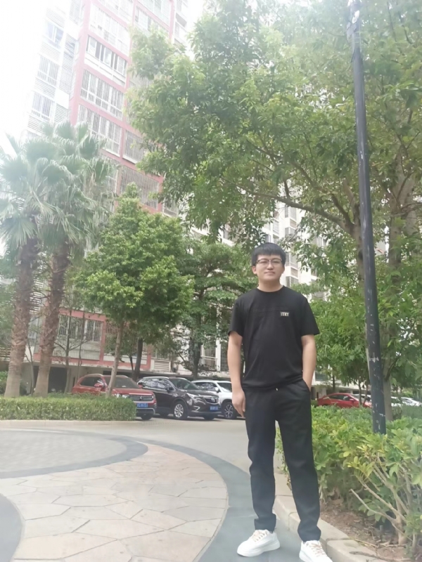 等闲的第四张照片--南安婚介网