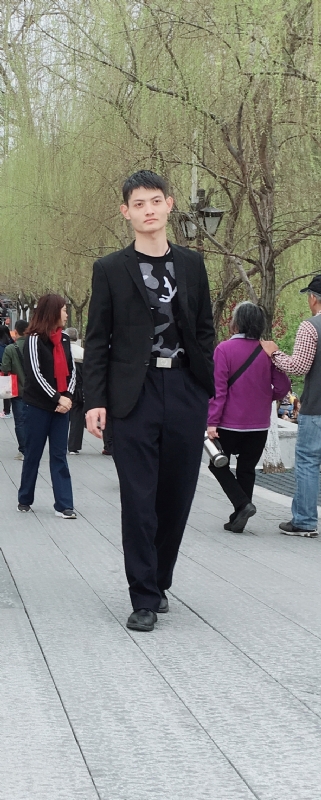 风一样的第一张照片--南安婚介网