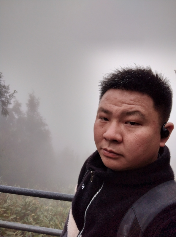 何何何的第一张照片--南安婚介网