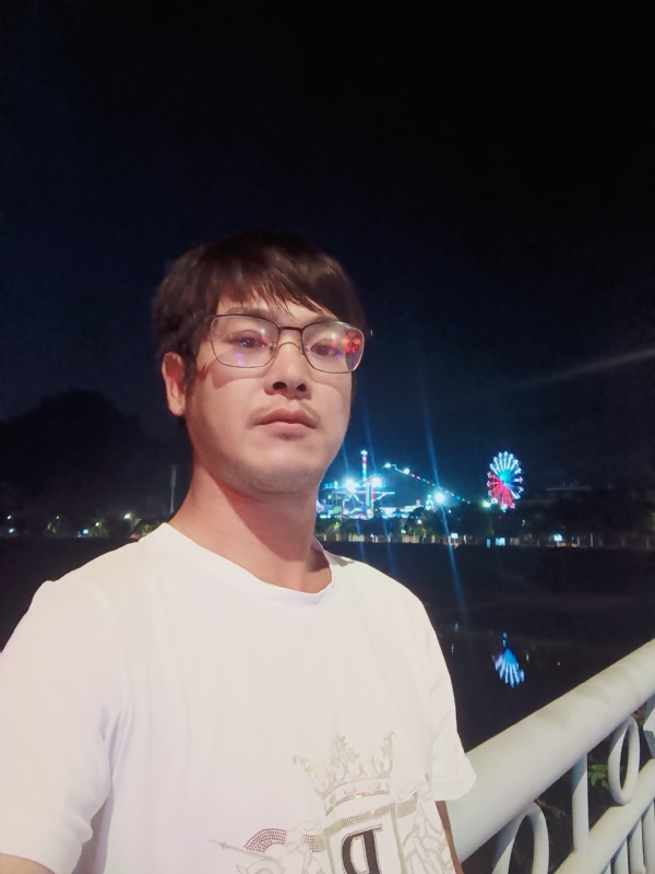 任豐的第一张照片--南安婚介网