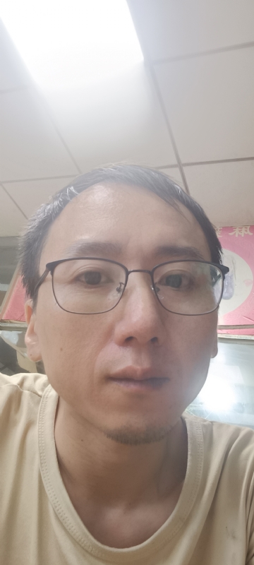 想胖的瘦子的第一张照片--南安婚介网