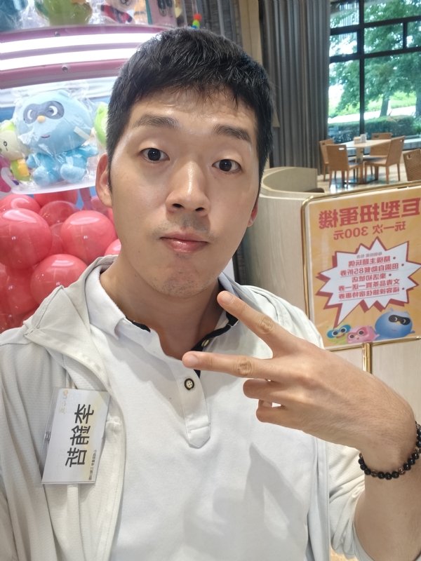 銪哲的第一张照片--南安婚介网